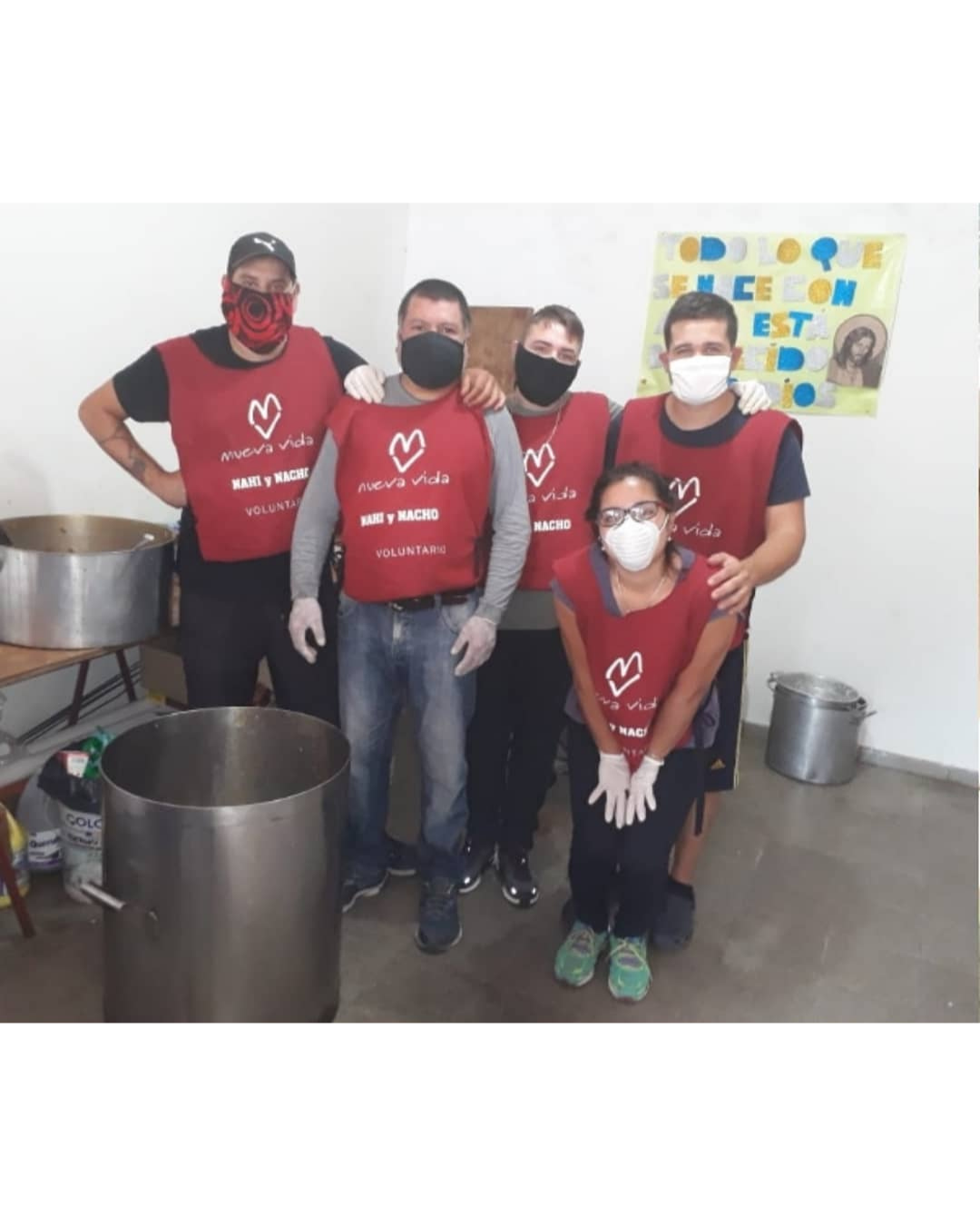 Voluntarios en actividad comunitaria